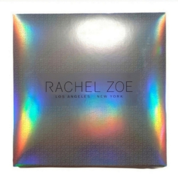 Rachel Zoe Toboggan Gift Set - Picture 7 of 7